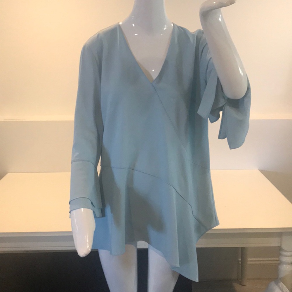 Elie Tahari Light Blue Asymmetrical Top